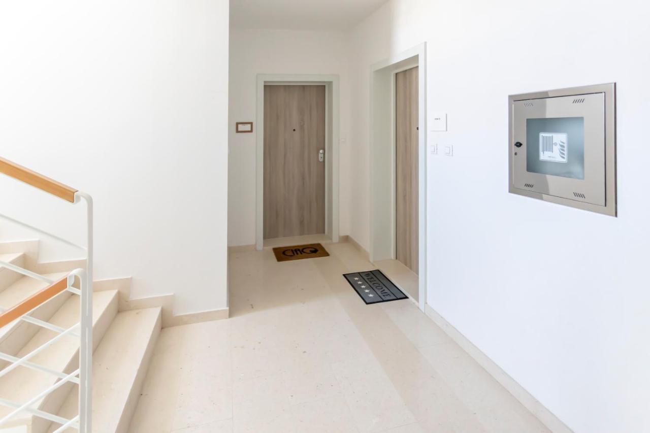 Luxury Suite Elysium Сплит Экстерьер фото